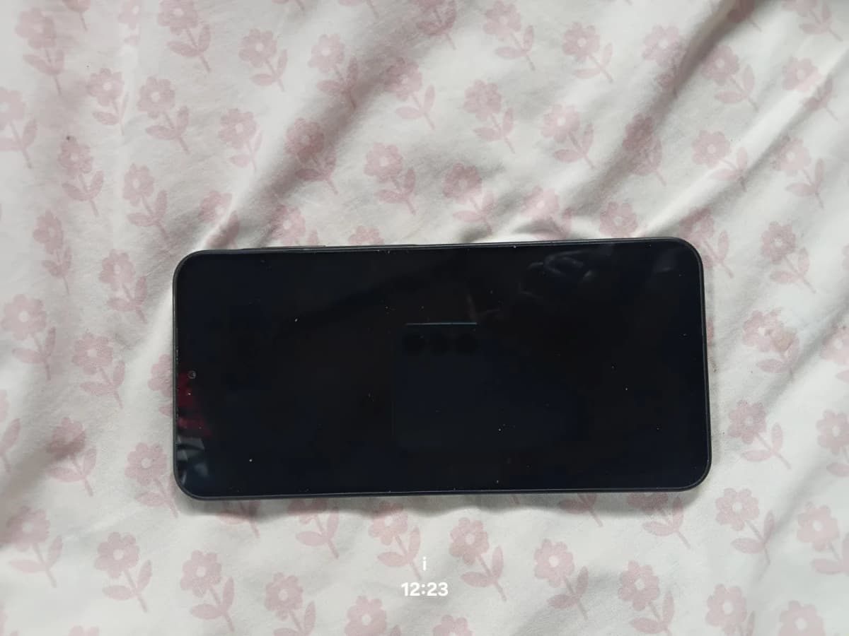 Samsung A17 — photo 3