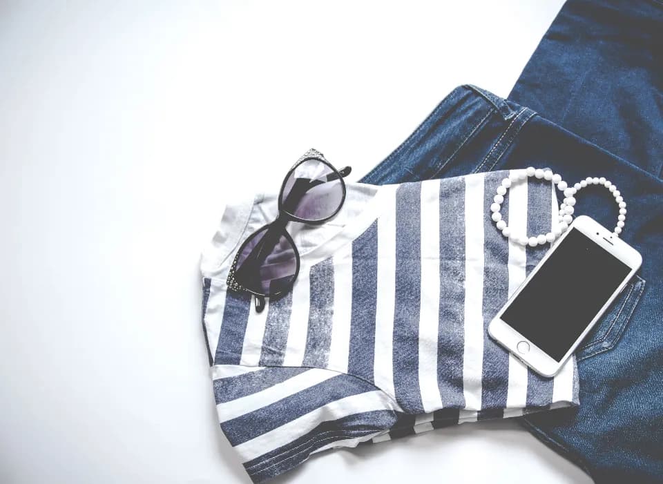 Blue jeans and striped top set, size 28