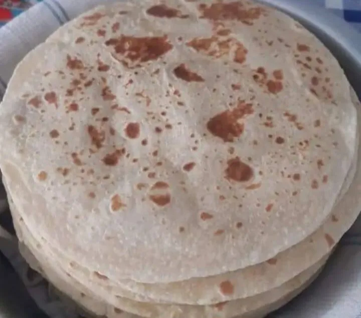 roti and puri — photo 1