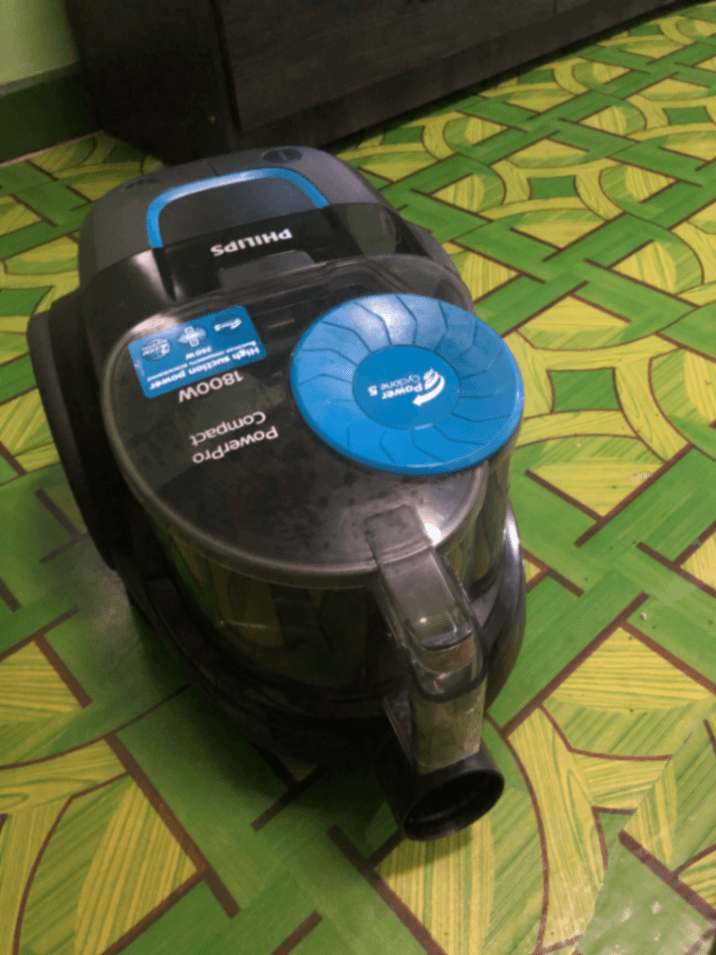 Vacuum Cleaner — photo 5