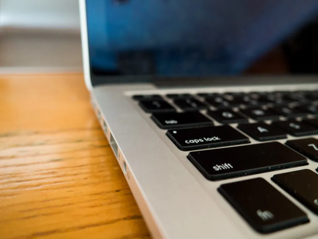 MacBook Air 13-inch, 8GB RAM, 256GB SSD