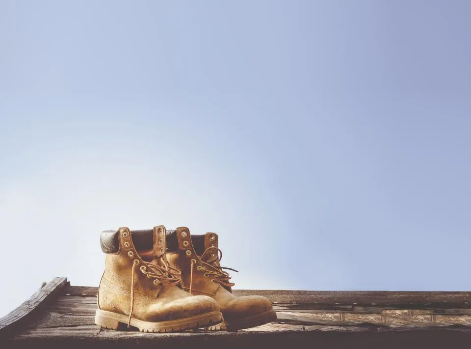 Tan leather work boots, US 9
