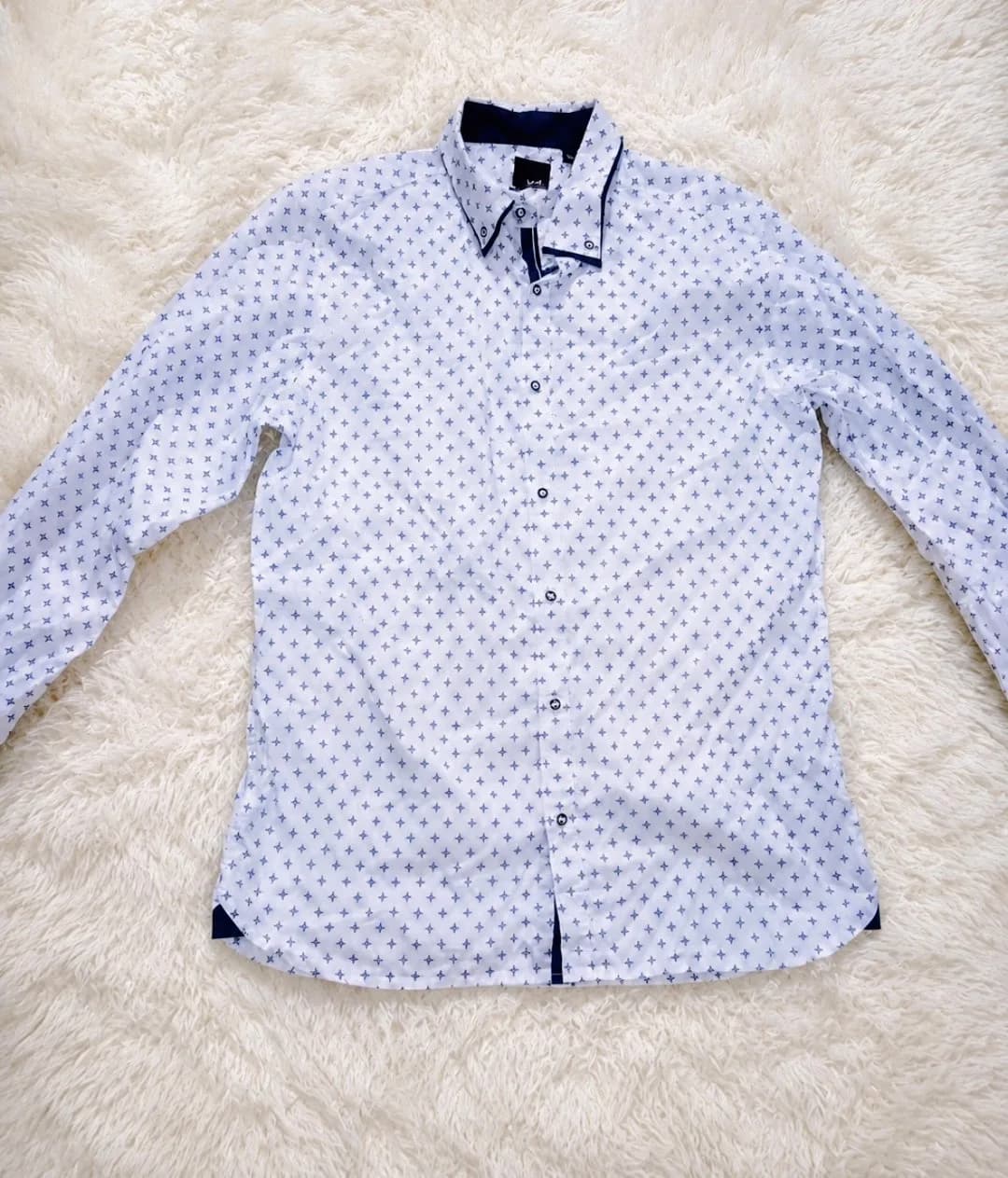 Slim fit long sleeve shirt — photo 1