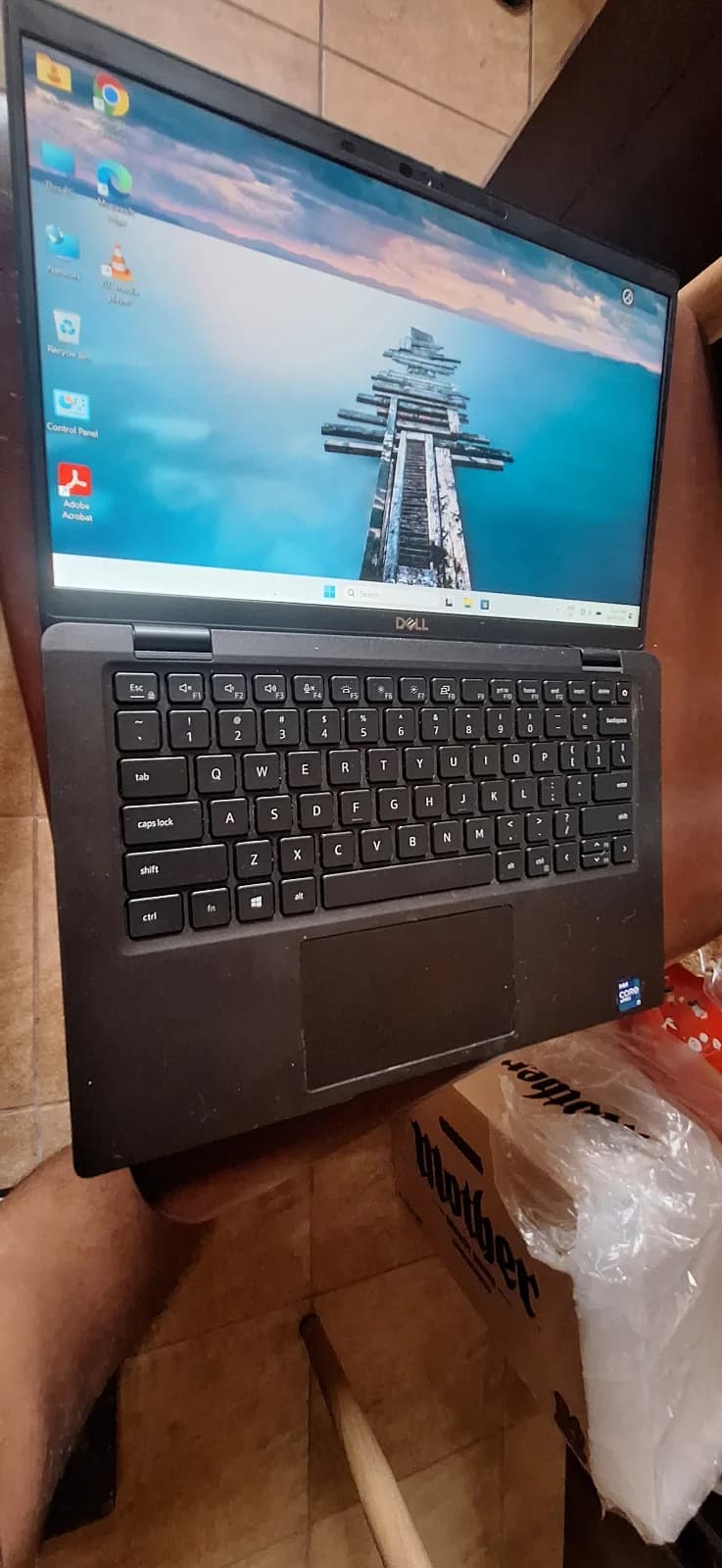 Dell Laptop — photo 1