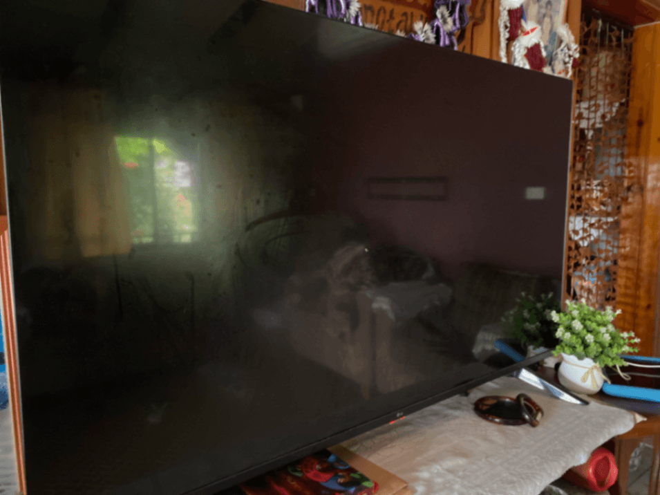T.V — photo 1